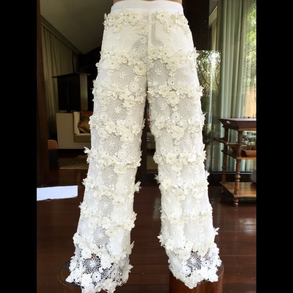 NEW One of a Kinda Lace pants